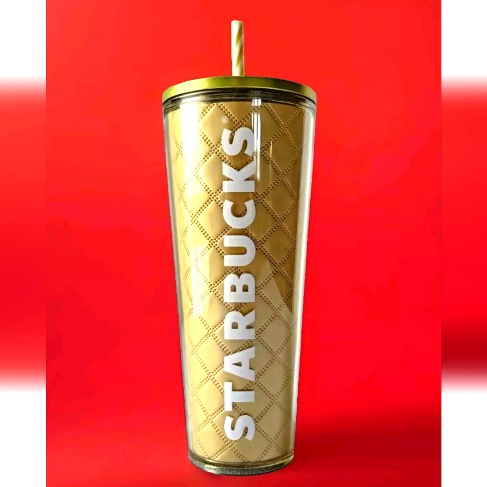 NWT, STARBUCKS 2024 HOLIDAY METALLIC GOLD QUILTED 24oz VENTI TUMBLER COLD CUP